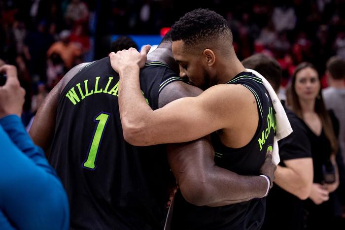  锡安脚踝扭伤预计缺席两周常规赛  