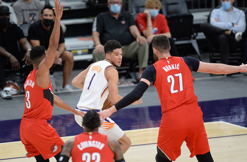  利物浦防线失误遭莱斯特城逆转  