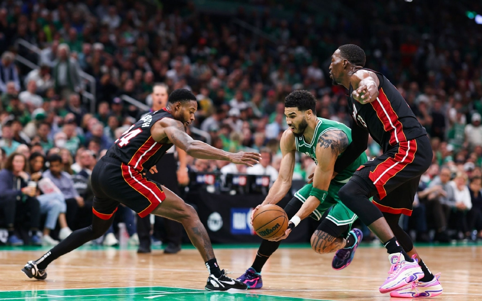  罗德兹升班马奇迹延续稳居中游  