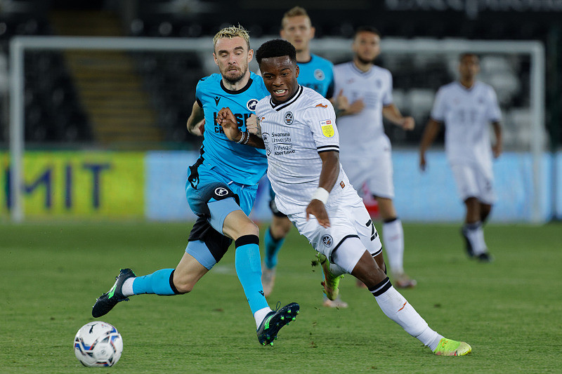  国际米兰青训小将首发登场，表现亮眼获一致好评