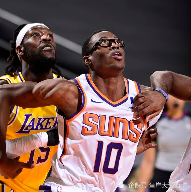  布克末节连得14分太阳逆转战胜湖人